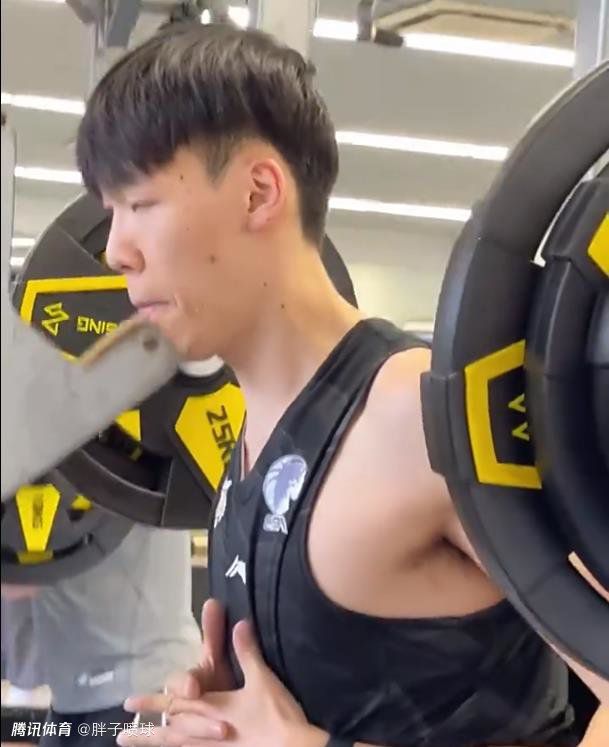 酒庄里的小姐